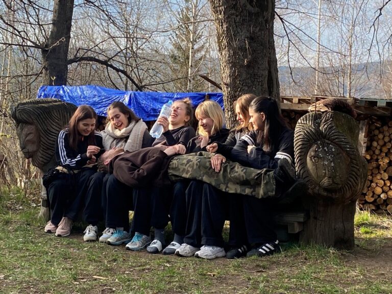 Osoby uczestniczące w procesie badawczym